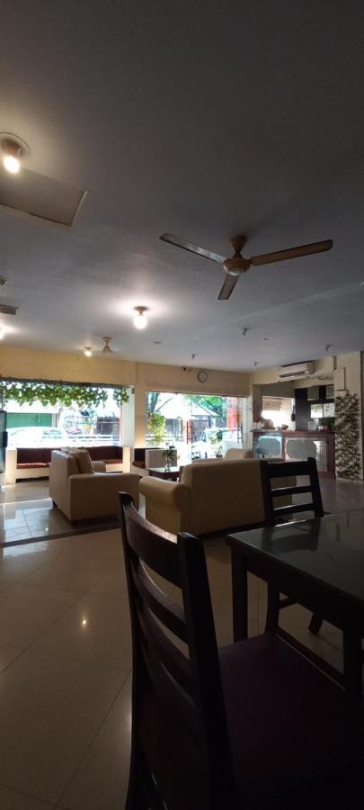 Hotel Celebes Manado Dış mekan fotoğraf