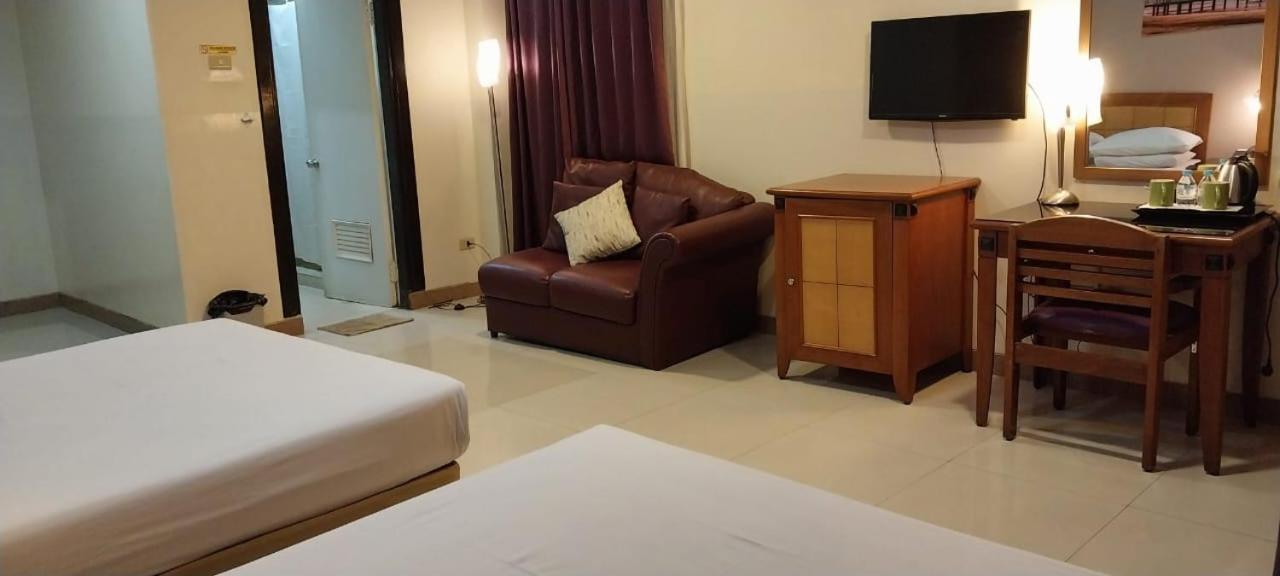 Hotel Celebes Manado Dış mekan fotoğraf